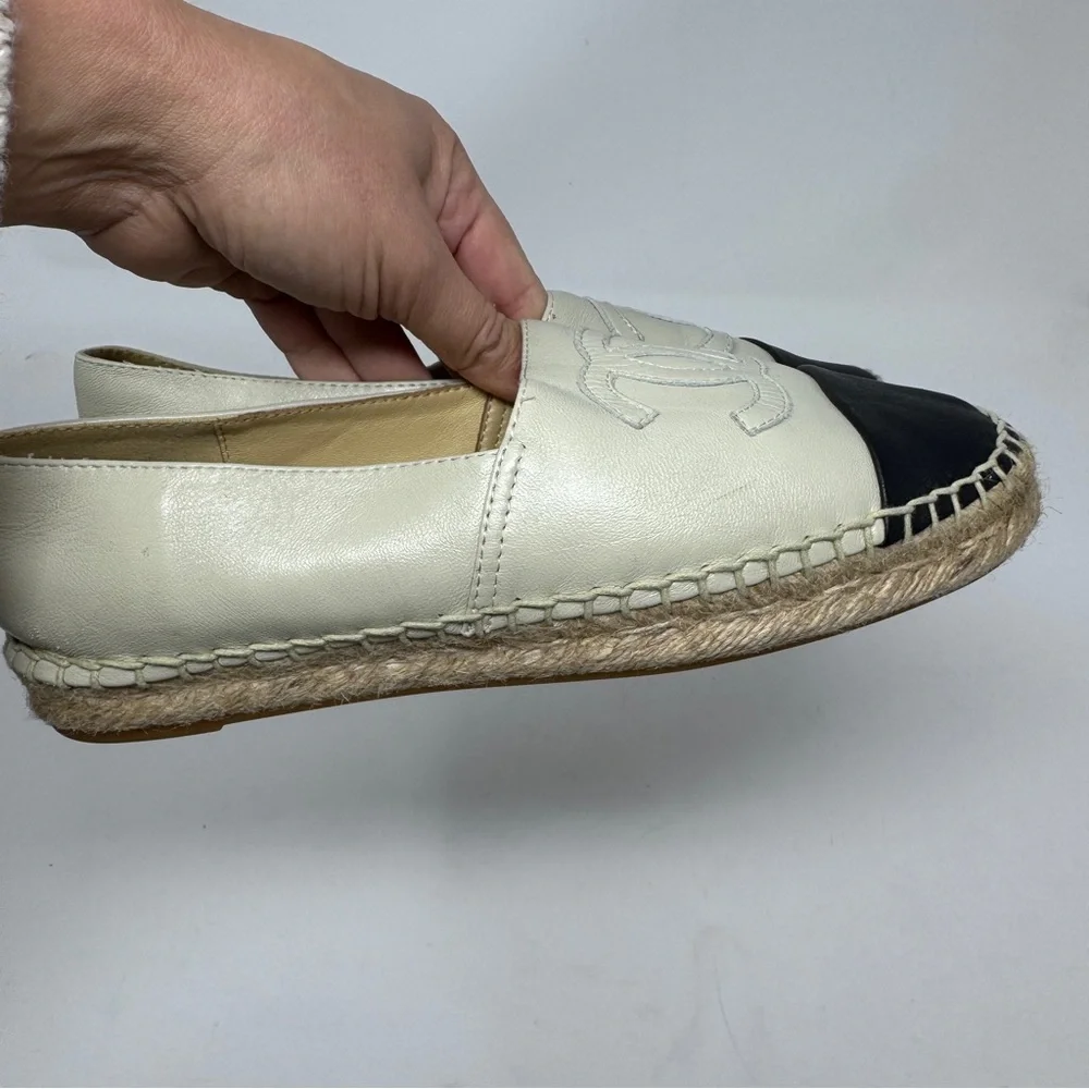 CHANEL Women's Black and Cream CC Logo Espadrilles Lambskin Leather